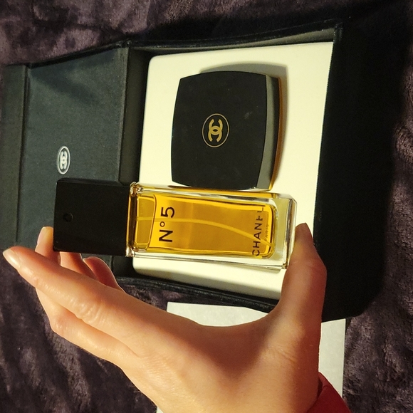 Vintage Chanel set - Picture 3 of 9